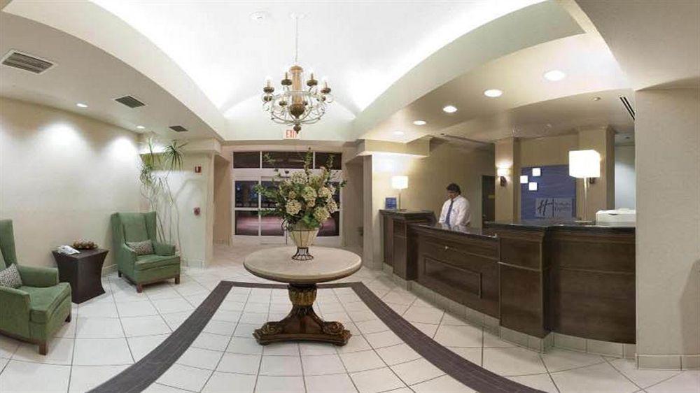 Holiday Inn Express Hotel & Suites Eagle Pass By Ihg Екстер'єр фото