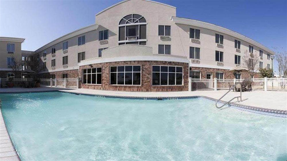 Holiday Inn Express Hotel & Suites Eagle Pass By Ihg Екстер'єр фото