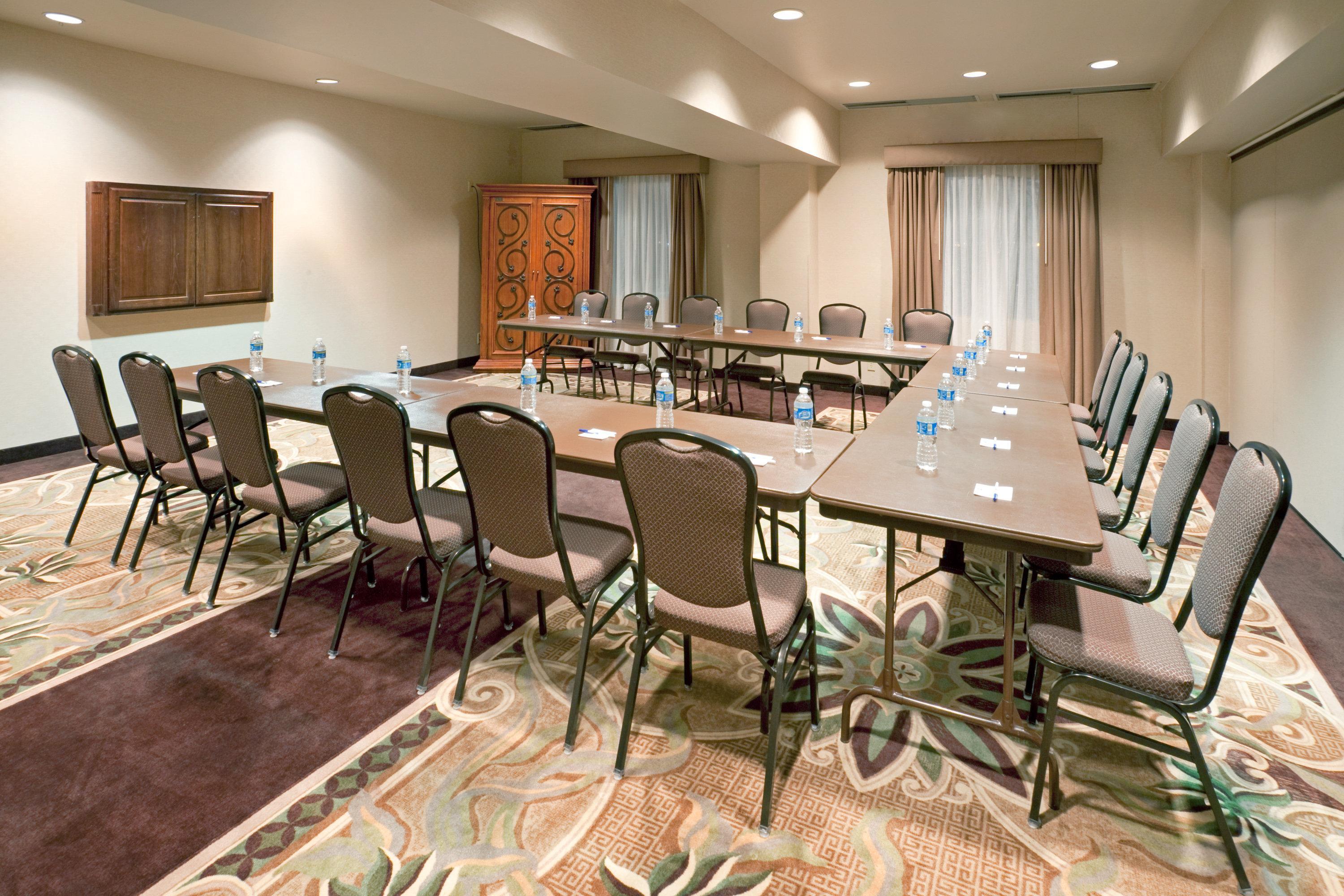 Holiday Inn Express Hotel & Suites Eagle Pass By Ihg Бізнес фото