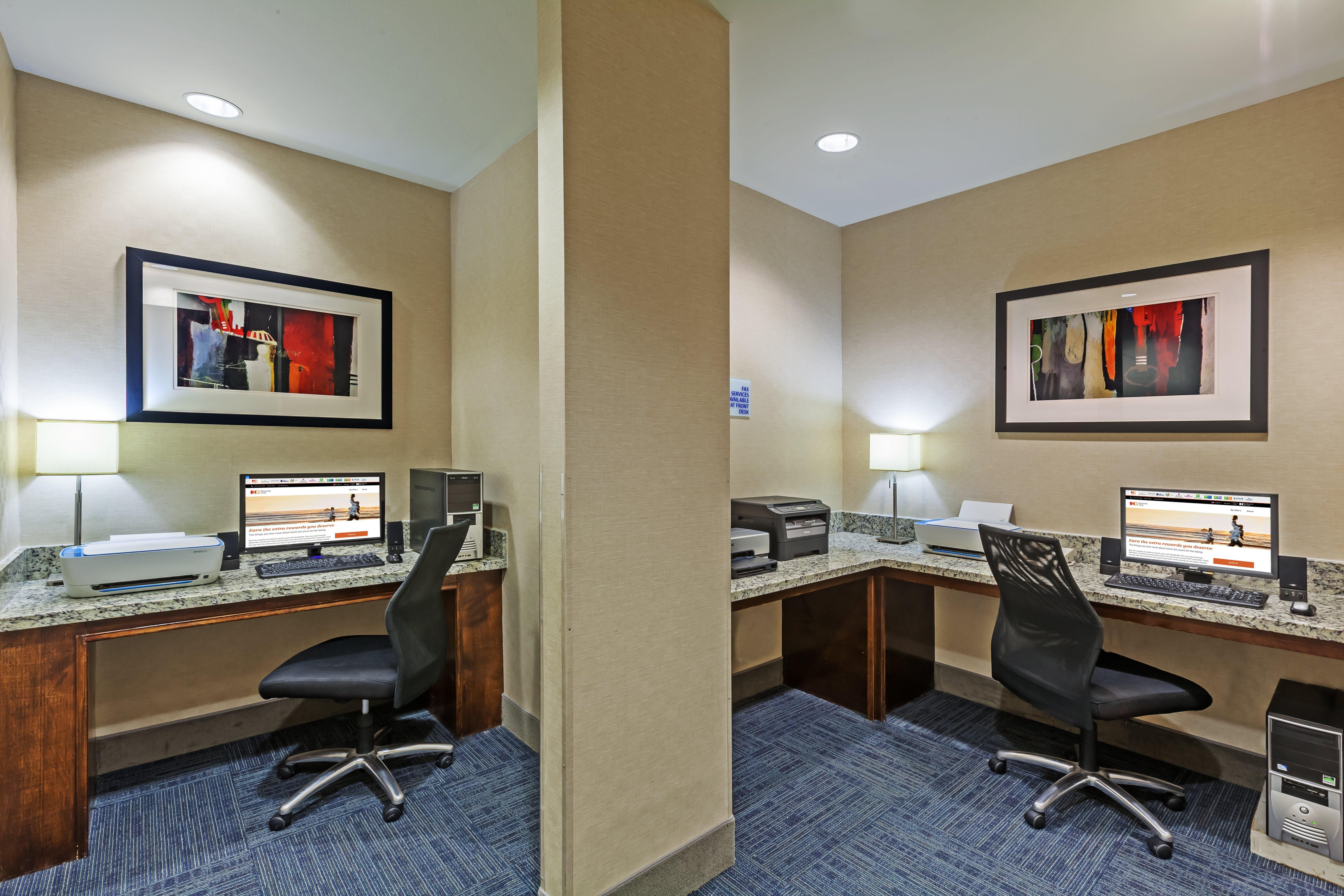 Holiday Inn Express Hotel & Suites Eagle Pass By Ihg Екстер'єр фото