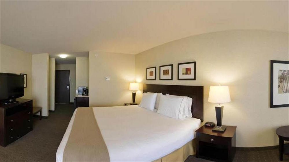 Holiday Inn Express Hotel & Suites Eagle Pass By Ihg Екстер'єр фото