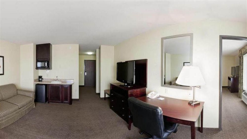 Holiday Inn Express Hotel & Suites Eagle Pass By Ihg Екстер'єр фото